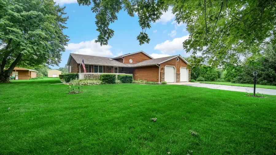 860 N 550 E, Westville, IN 46391 - #3