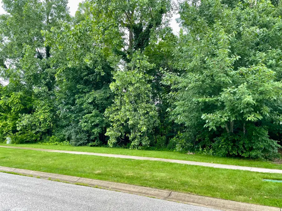 887 Hemingway Trail, Valparaiso, IN 46383 - #3