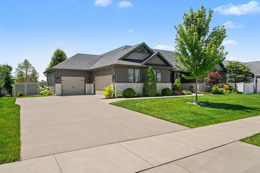 915 Betty Lane, Crown Point, IN 46307 - #3