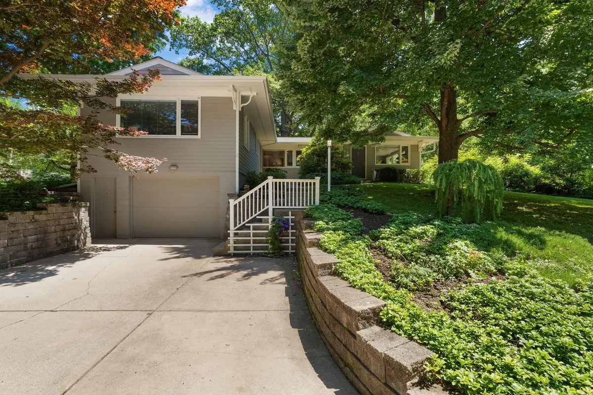 1412 Del Vista Drive, Valparaiso, IN 46385 - #1
