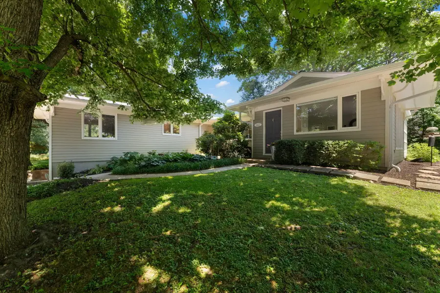 1412 Del Vista Drive, Valparaiso, IN 46385 - #2