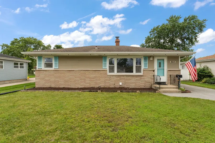 924 N Elmer Street, Griffith, IN 46319 - #2