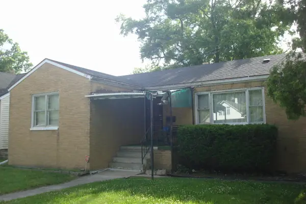 2740 Elkhart Street, Lake Station, IN 46405