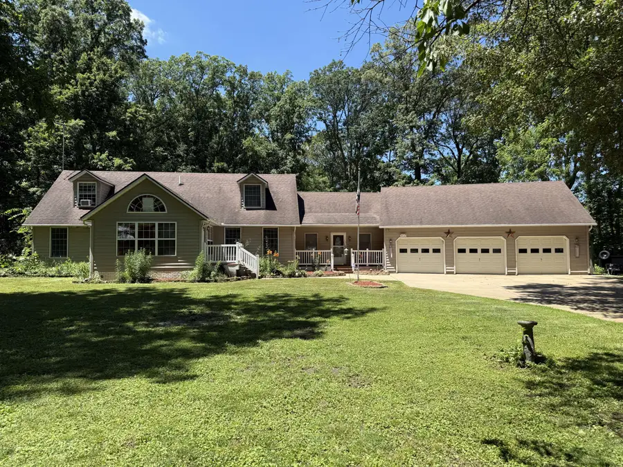 2530 S 400 E, La Porte, IN 46350 - #3