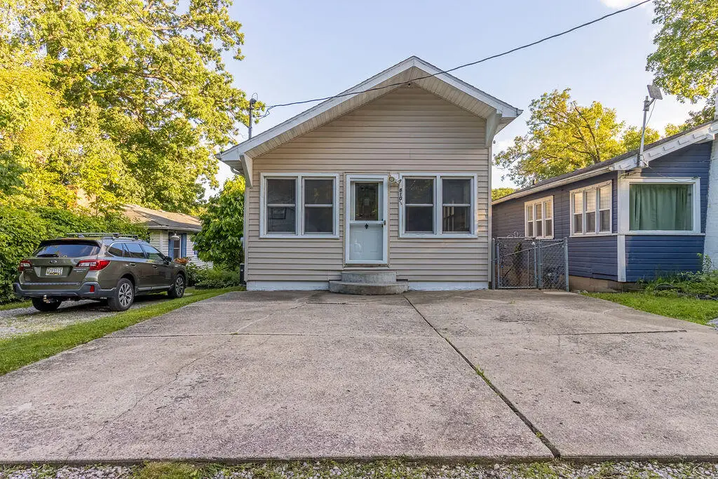 810 1/2 Woodland Terrace, Valparaiso, IN 46383 - #1