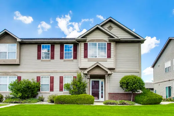 1234 Primrose Lane #2r, Schererville, IN 46375