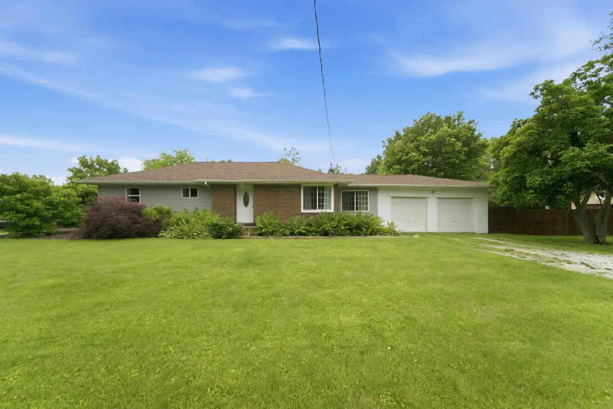 607 Woodlawn Avenue, Chesterton, IN 46304 - #1