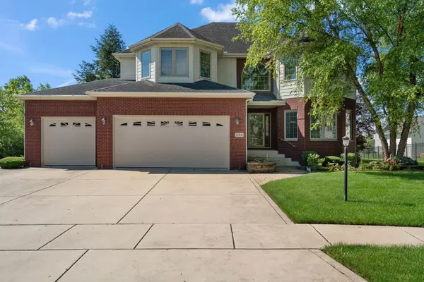 855 Pingel Place, Crown Point, IN 46307