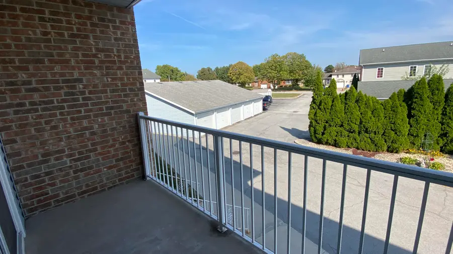 9621 Merrillville Road #203, Crown Point, IN 46307 - #3
