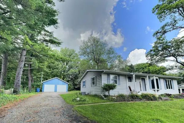 200 Donovan Drive, Valparaiso, IN 46385