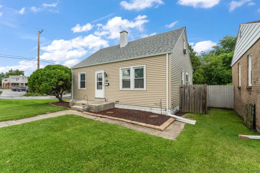 125 N Wisconsin Street, Hobart, IN 46342 - #3