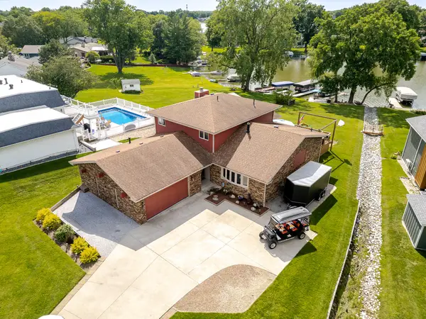 1813 Forest Lane, Crown Point, IN 46307