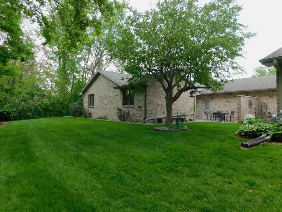 160 Sagamore Pkwy, La Porte, IN 46350 - #2