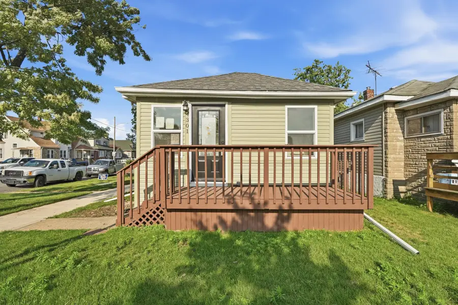 4301 Homerlee Avenue, East Chicago, IN 46312 - #3