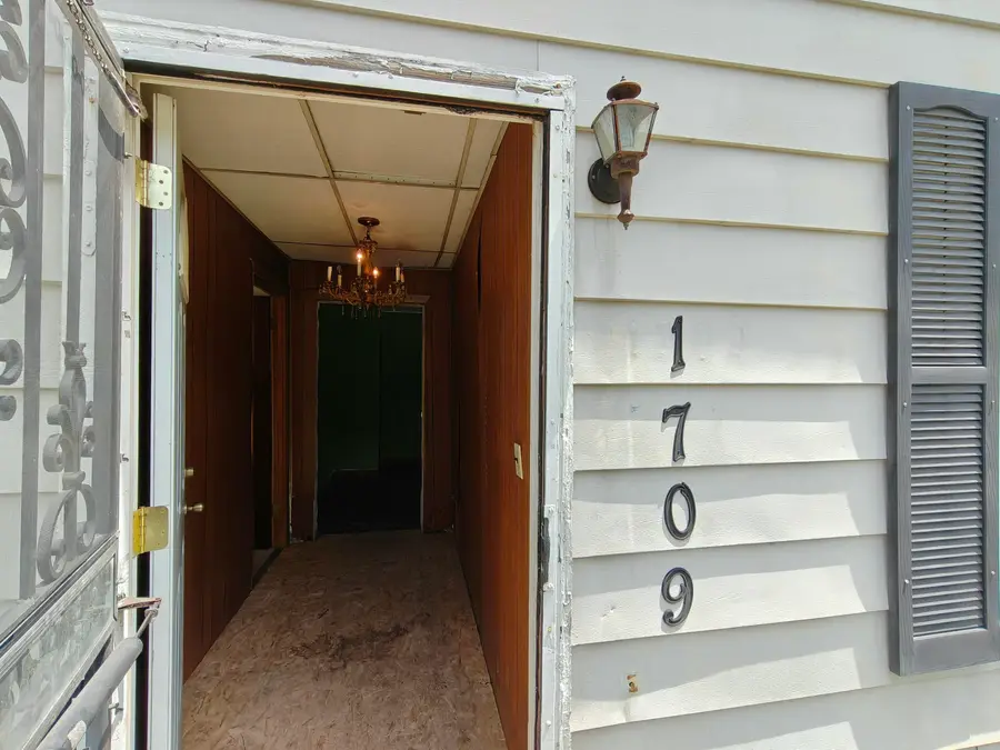 1709 Roosevelt Street, Gary, IN 46404 - #3
