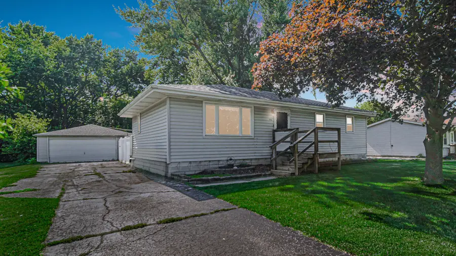 92 N County Line Road, Hobart, IN 46342 - #3