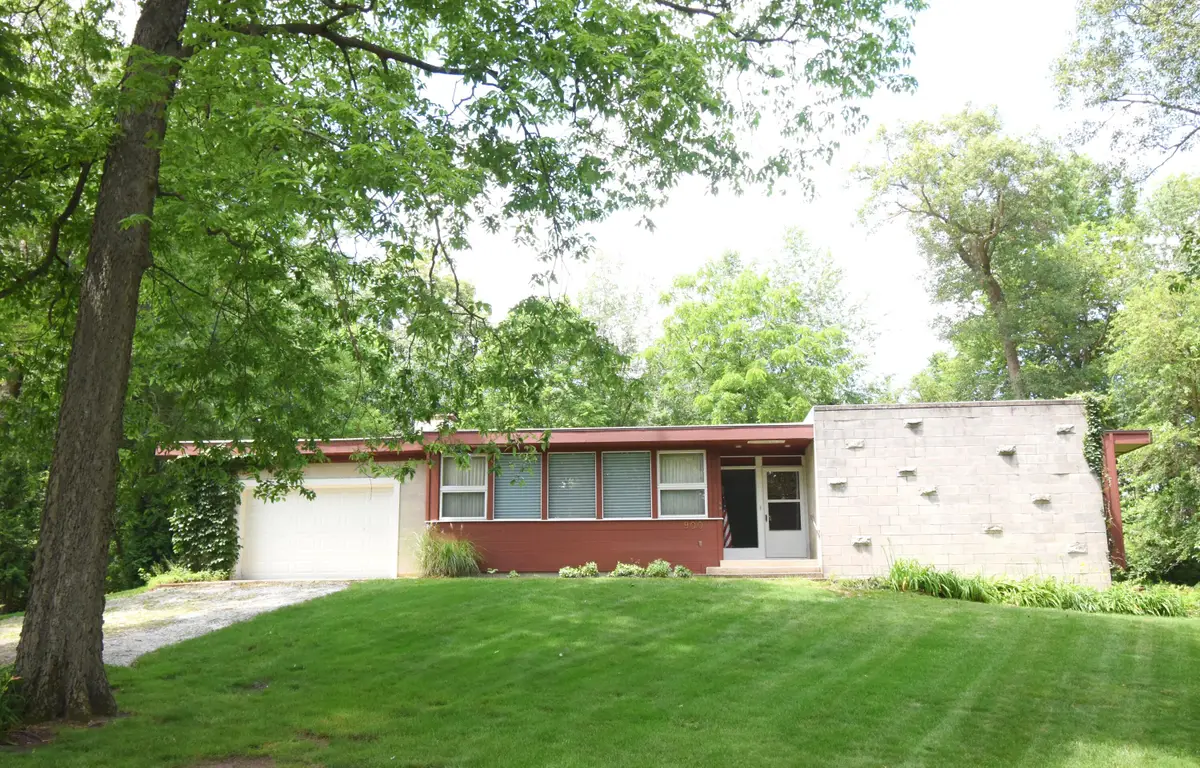 900 W Winding Road, Rensselaer, IN 47978 - #1