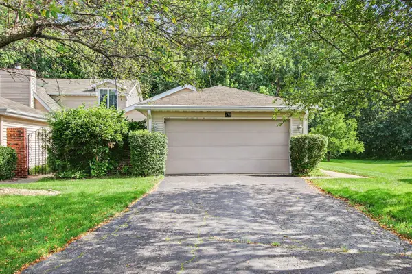 438 Deerpath Drive W, Schererville, IN 46375