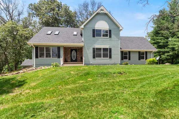 9710 W Rustic Drive, DeMotte, IN 46310