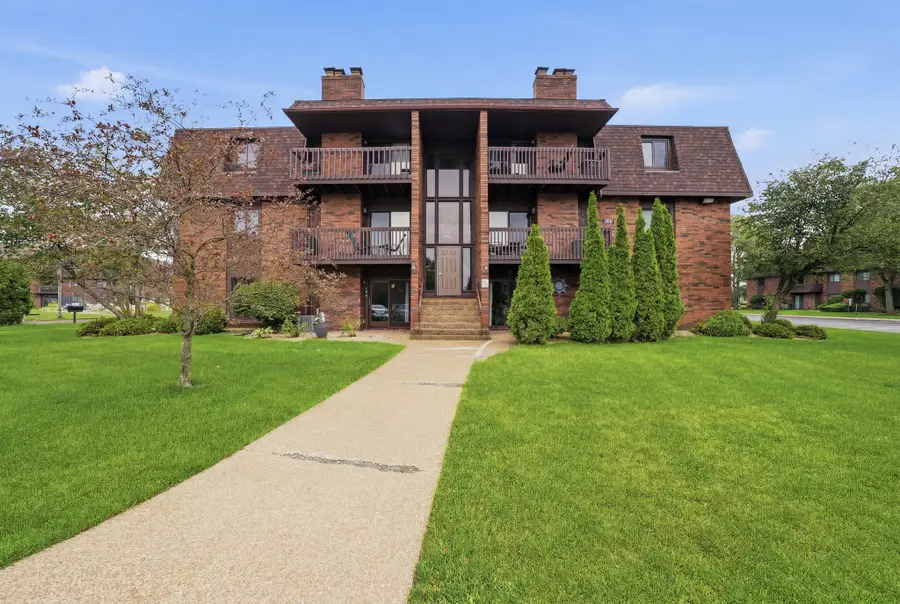 2023 W 45th Street #104, Highland, IN 46322 - #3