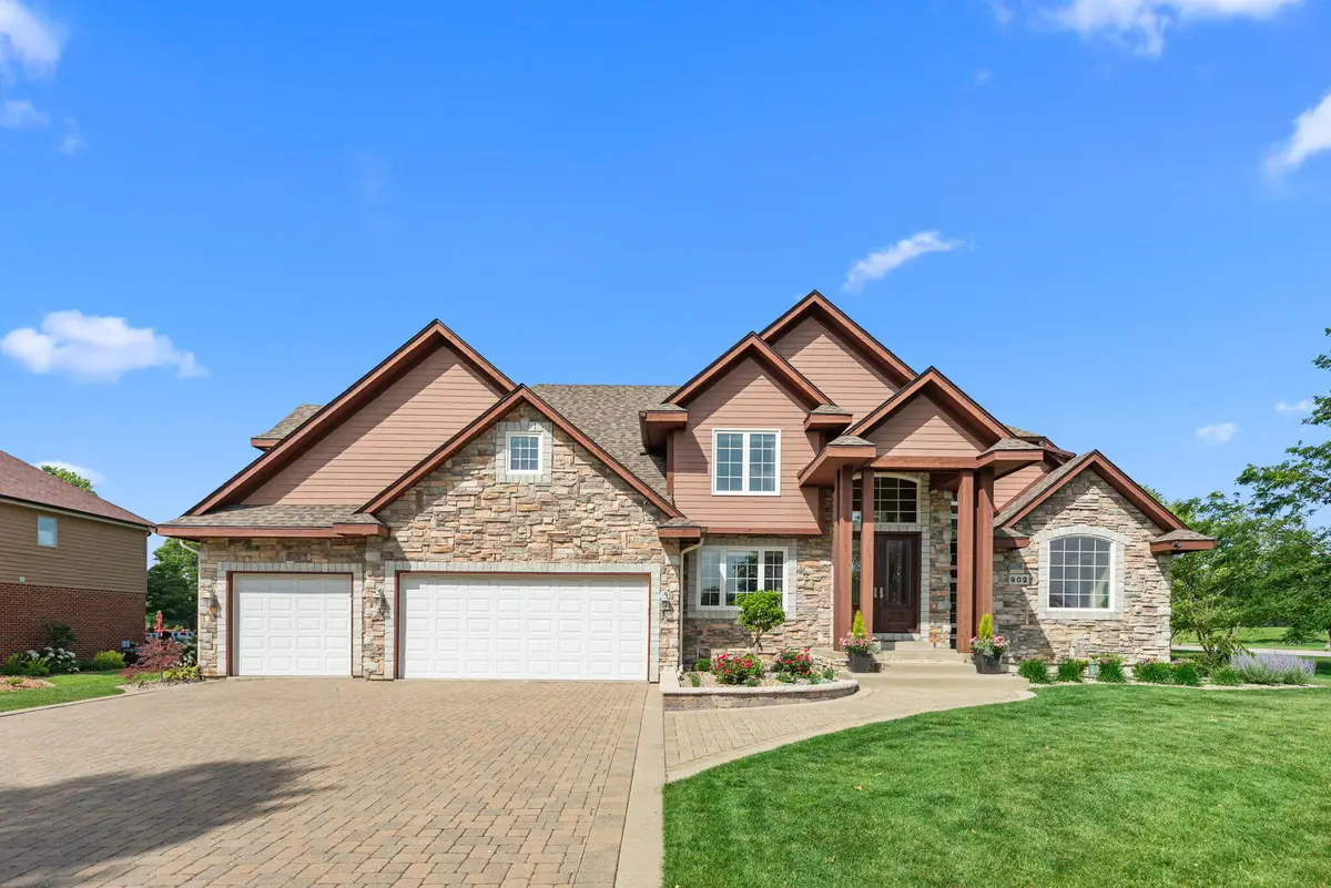 902 Kendall Court, Crown Point, IN 46307 - #1