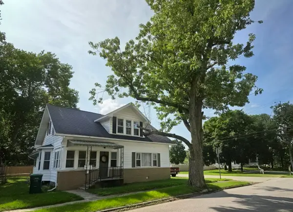 116 George Street, North Judson, IN 46366