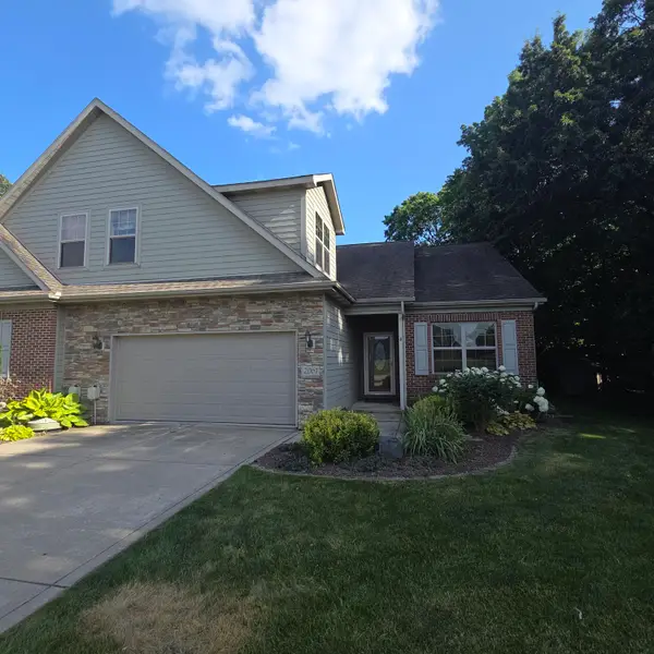 2061 Vale Park Road, Valparaiso, IN 46385