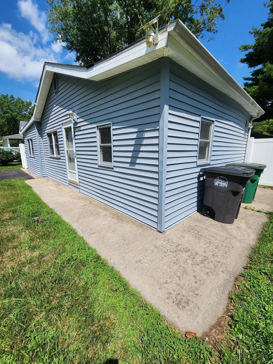 4920 E 27th Avenue, Lake Station, IN 46405 - #3