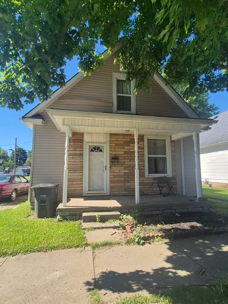 521 W 21st Street, Connersville, IN 47331 - #1