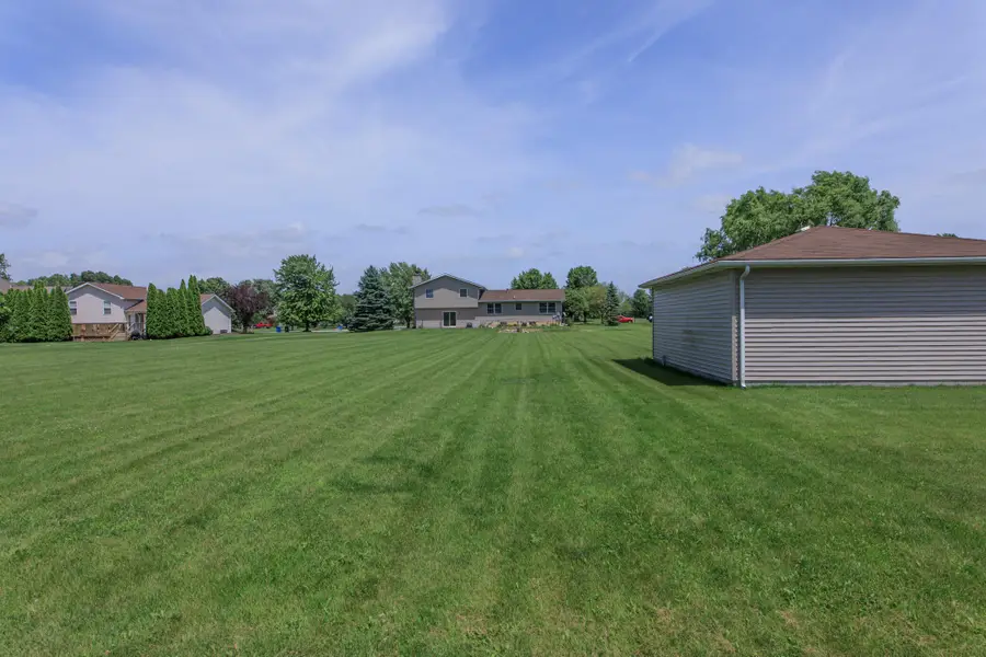 10216 New Hampshire Street, Crown Point, IN 46307 - #2