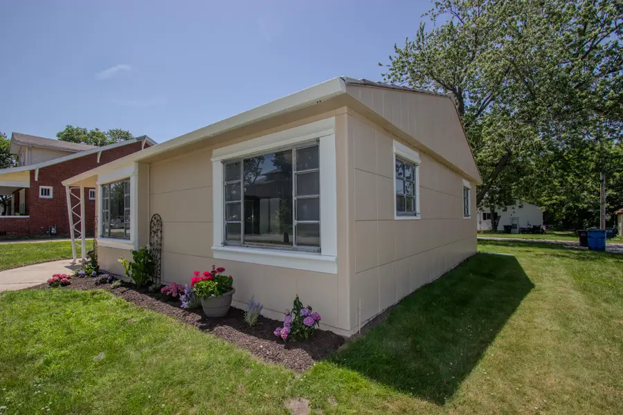 222 N Carroll Avenue, Michigan City, IN 46360 - #3
