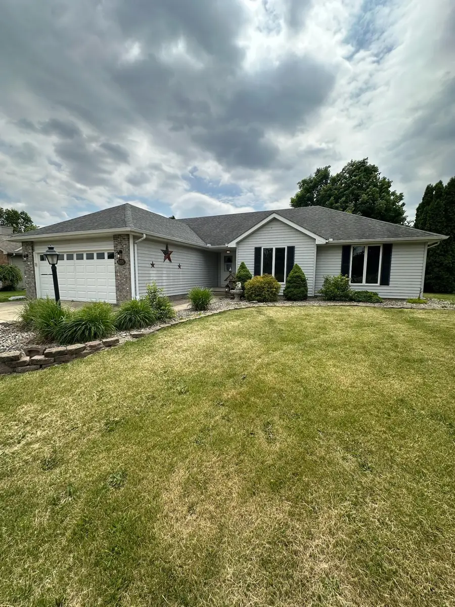 405 Carlisle Drive, Huntington, IN 46750 - #3
