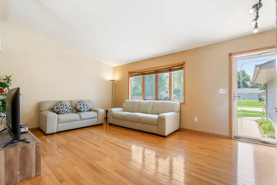 2994 Barberry Drive, Hobart, IN 46342 - #2