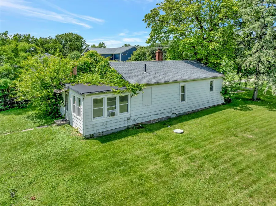 9409 W 77th Avenue, Schererville, IN 46375 - #2