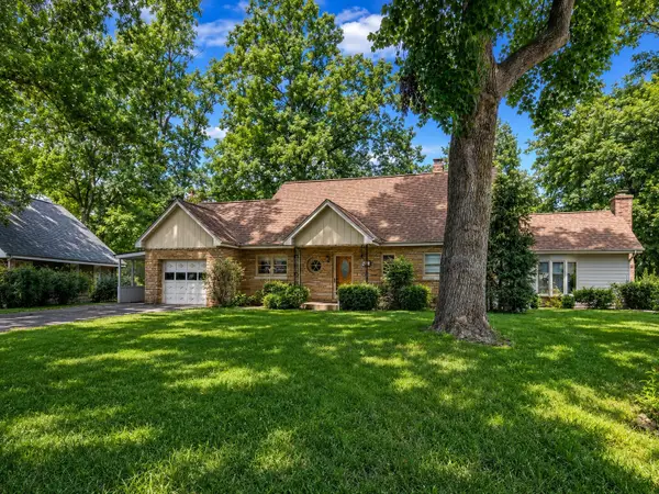 131 Westchester Court, Chesterton, IN 46304