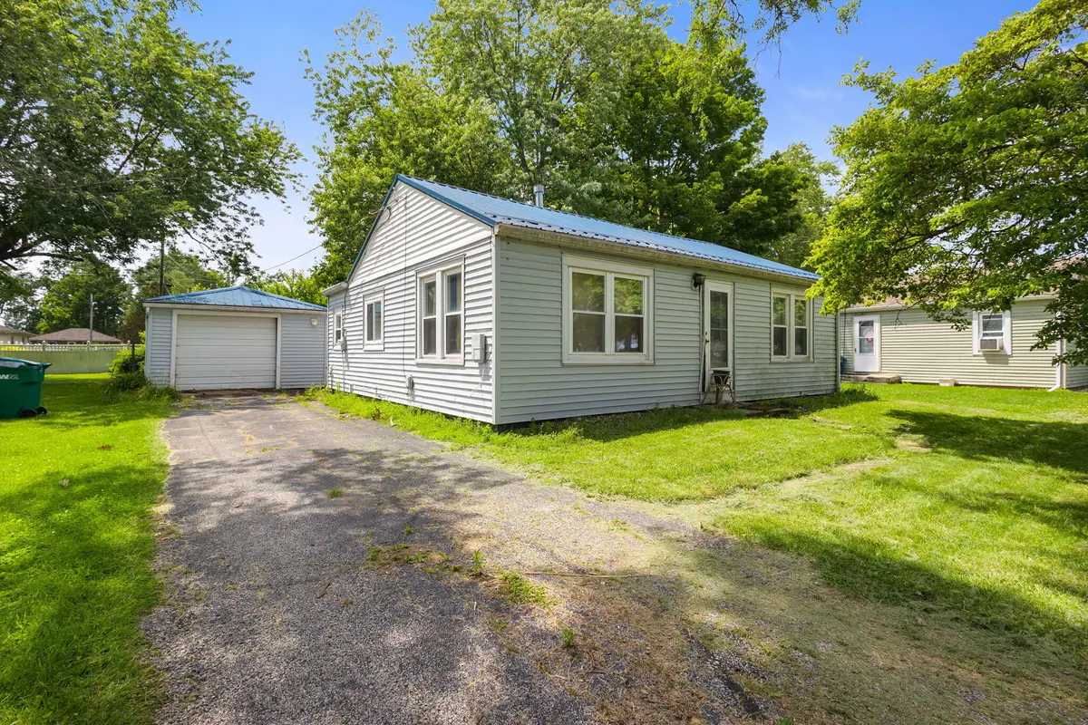 1702 Farrand Avenue, La Porte, IN 46350 - #1