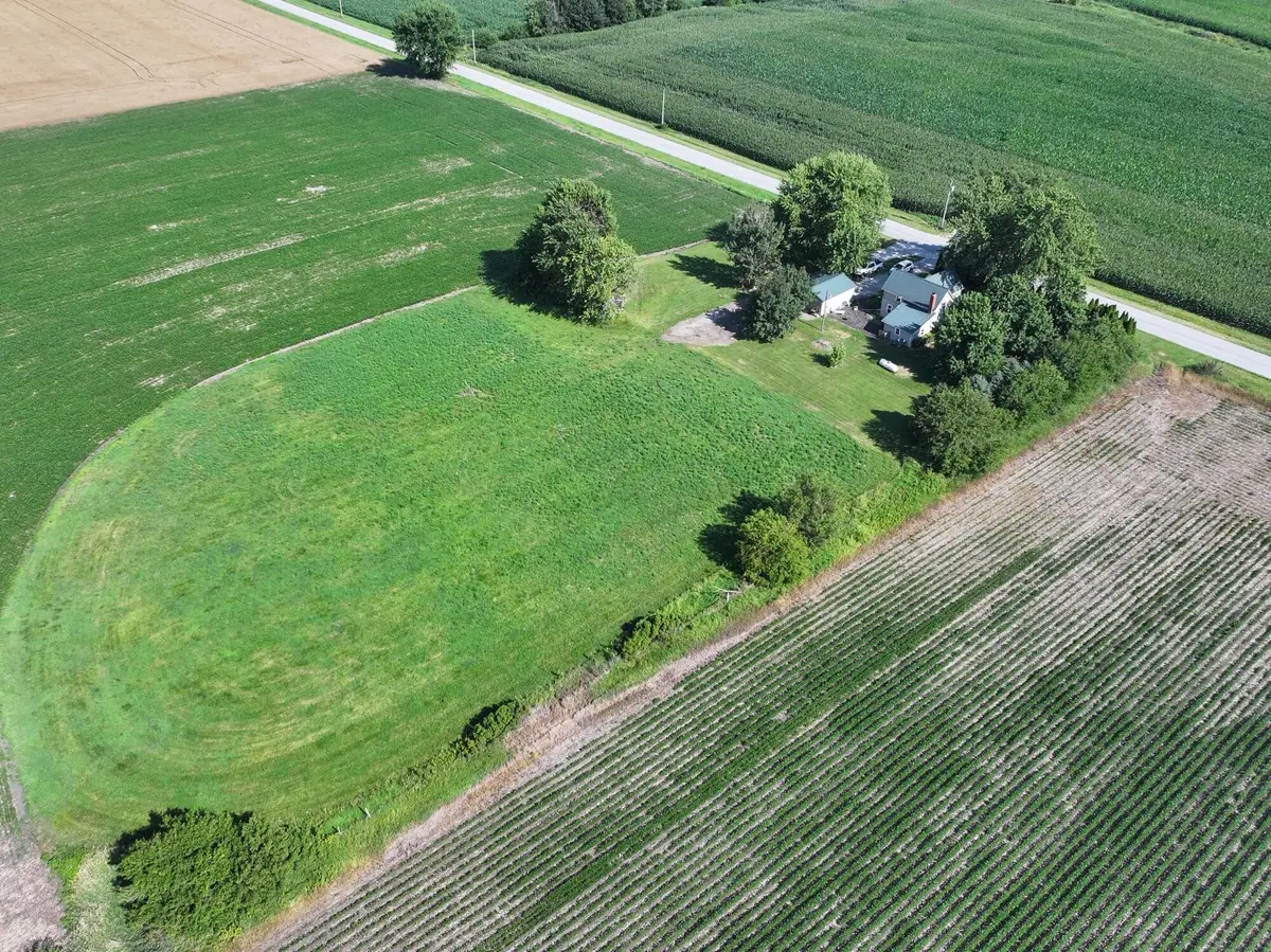 348 W 300 S, Rensselaer, IN 47978 - #1