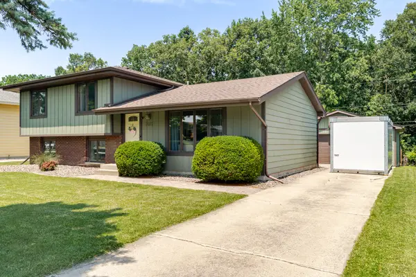 7072 W 82nd Court, Crown Point, IN 46307