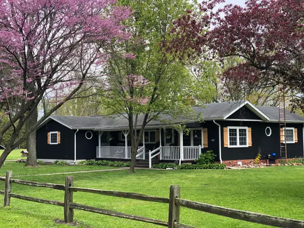 9059 Heilscher Street, Wheatfield, IN 46392