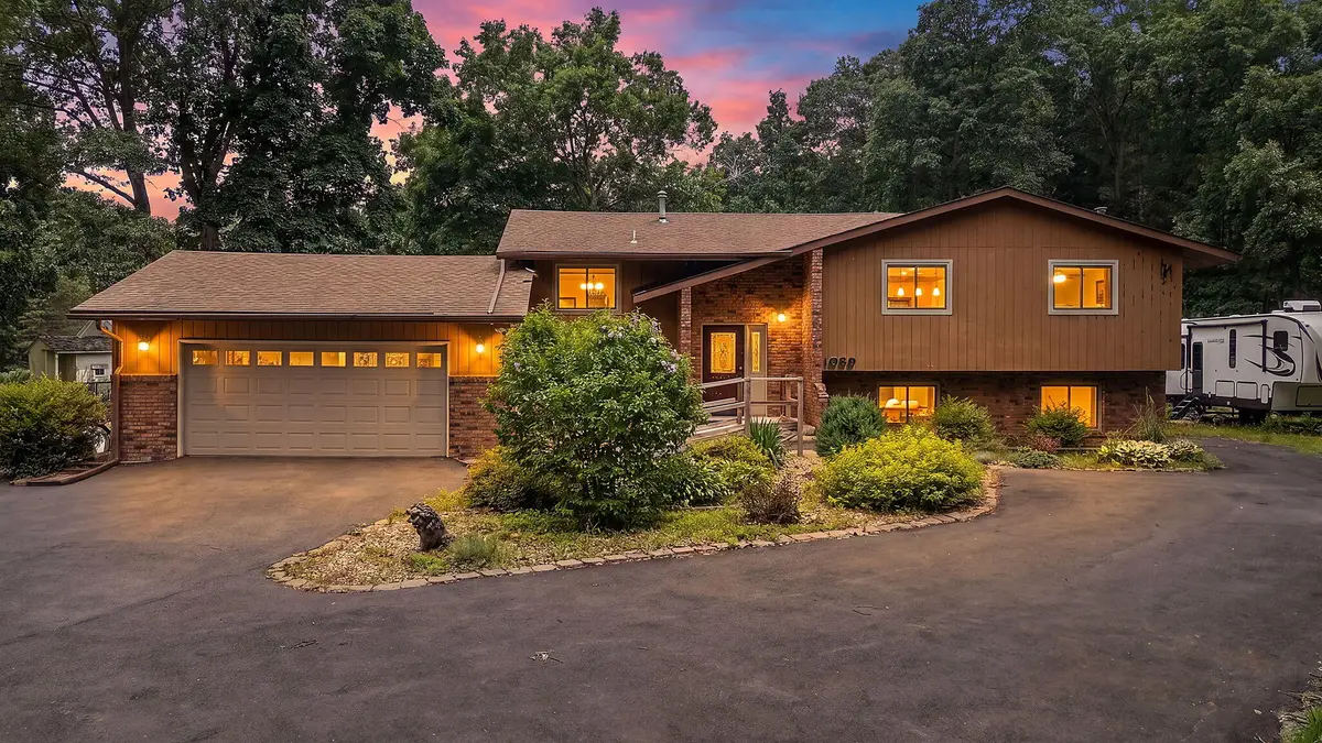 1089 N 200 W, Chesterton, IN 46304 - #1