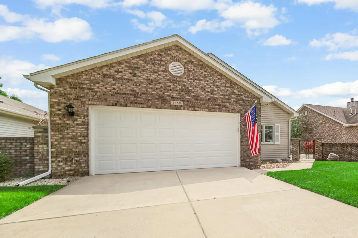 1659 Redbud Drive, Hobart, IN 46342 - #1
