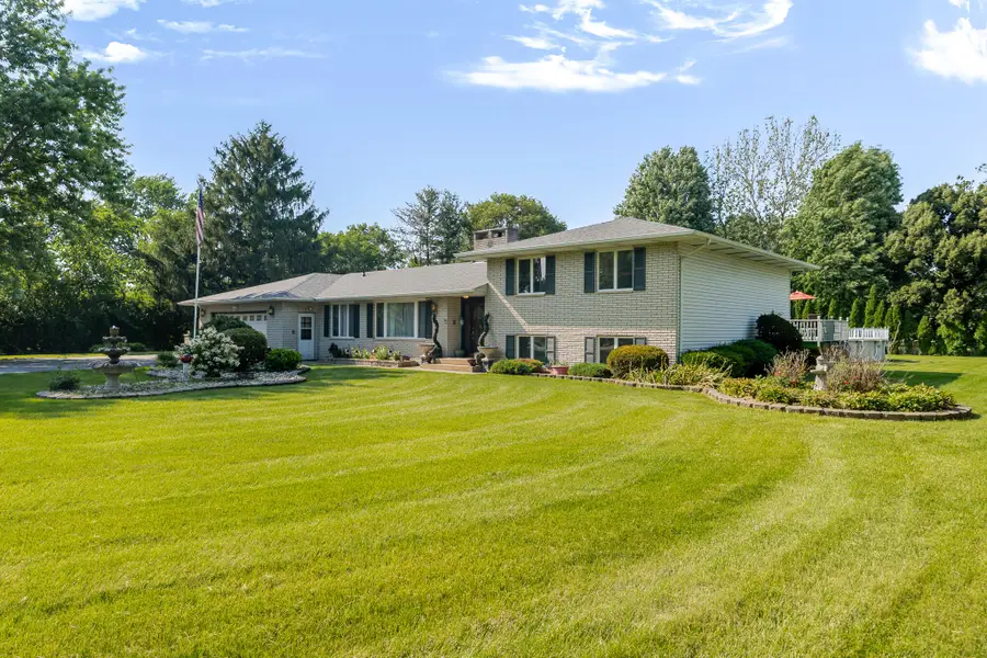 247 Westgate Drive, Valparaiso, IN 46385 - #2