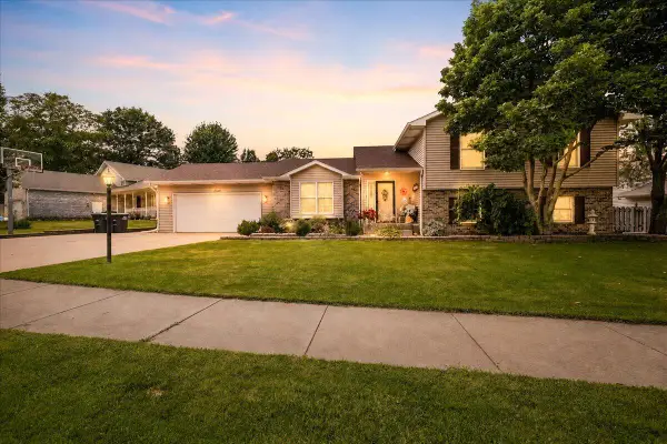 2048 Landmark Street, Portage, IN 46368