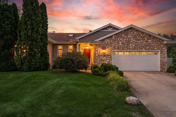 9033 Dallas Place, Crown Point, IN 46307