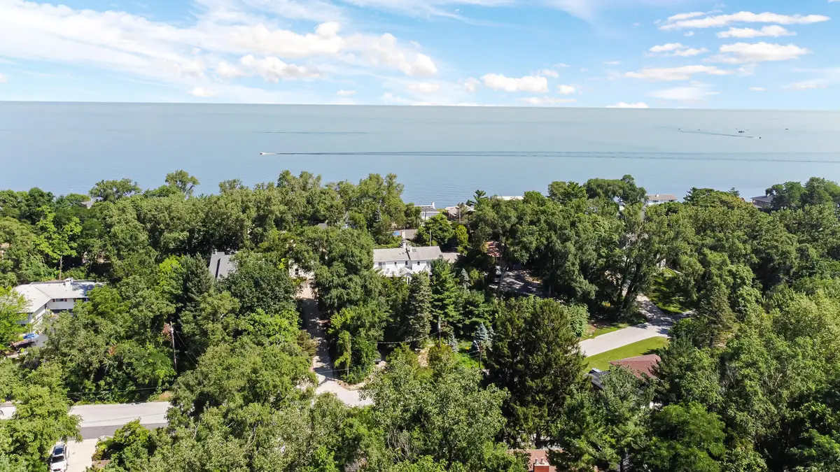 20 Skyline Drive, Ogden Dunes, IN 46368 - #1