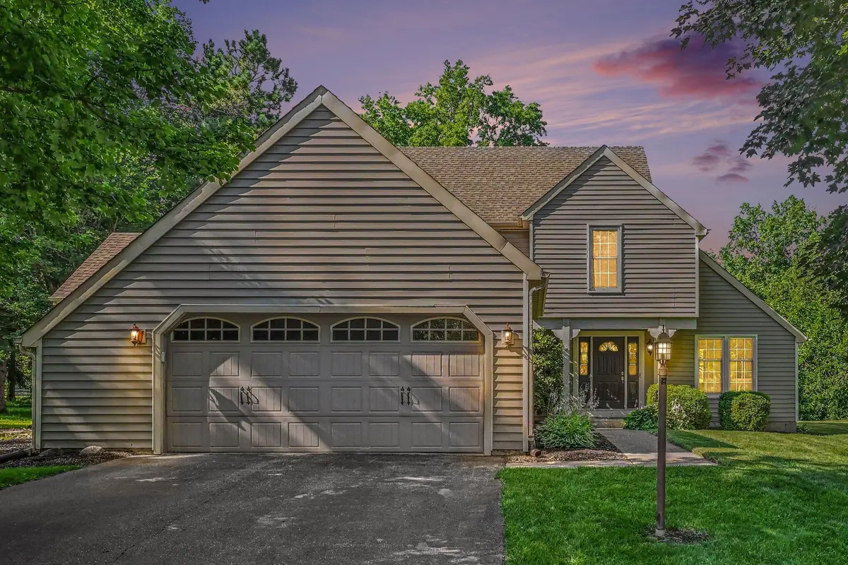 2054 Shawnee Court, Valparaiso, IN 46385 - #1