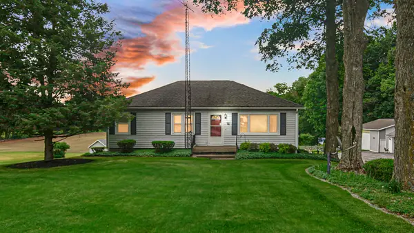 5567 N 350 E, Rolling Prairie, IN 46371
