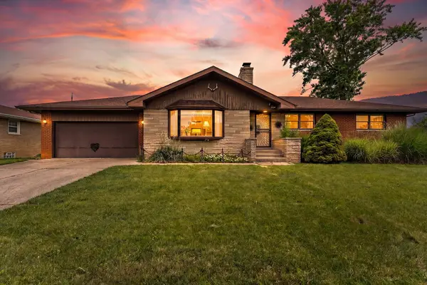 240 E 78th Avenue, Merrillville, IN 46410