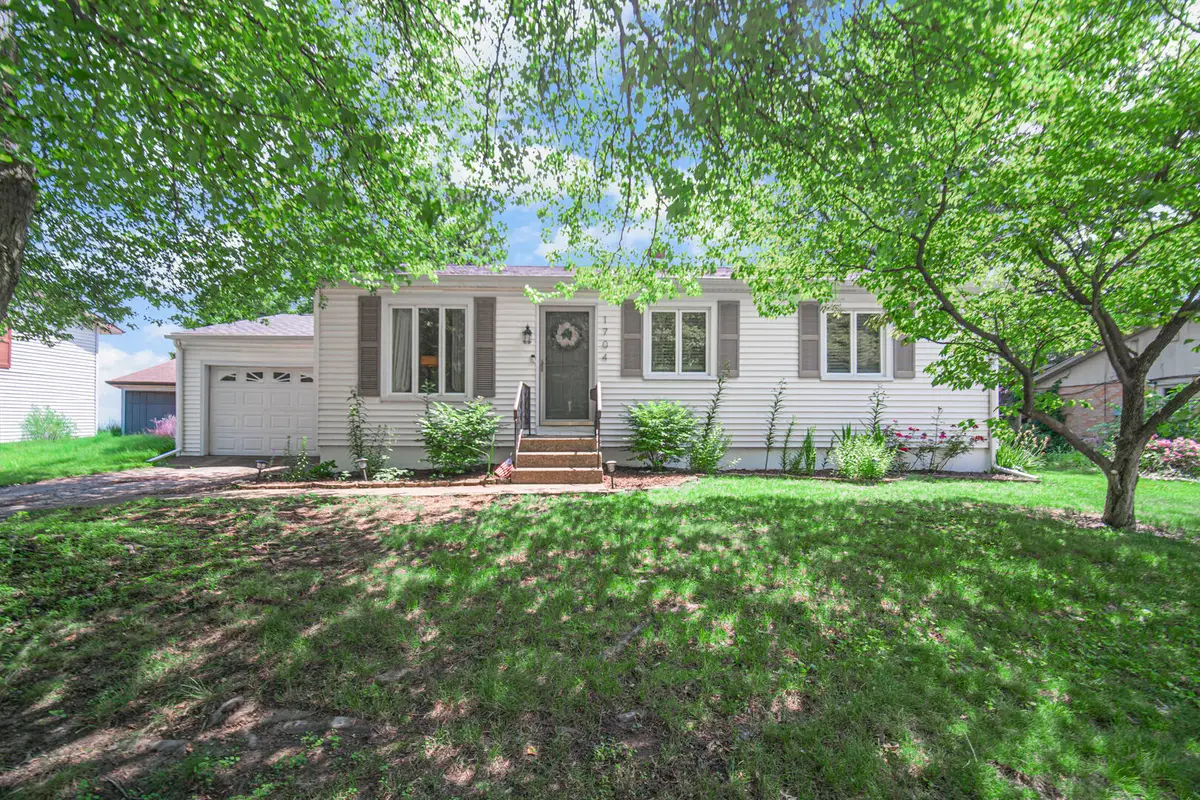 1704 Franklin Street, Valparaiso, IN 46383 - #1