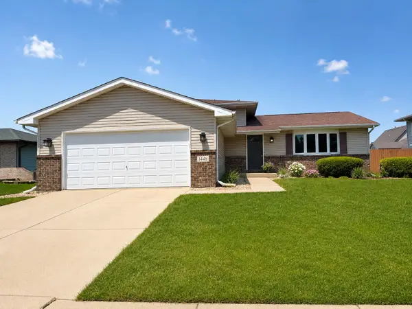 1448 W 86th Avenue, Merrillville, IN 46410